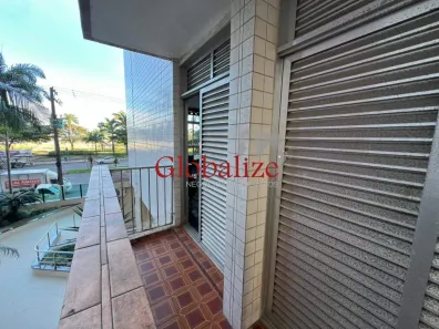 Apartamento com 3 Quartos à venda, 180m² no Gonzaga, Santos