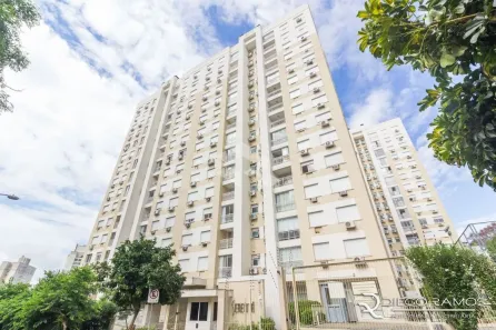 Apartamento com 2 Quartos à venda, 75m² no Passo da Areia, Porto Alegre