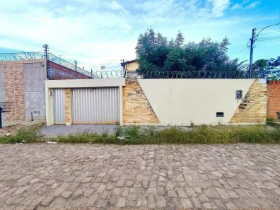 Casa com 4 Quartos à venda, 234m² no Ininga, Teresina