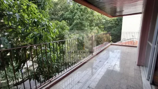 Apartamento com 3 Quartos para alugar, 145m² no Nazaré, Belém