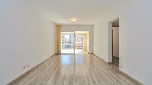 Apartamento com 2 Quartos para alugar, 70m² no Centro, Curitiba