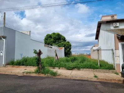 Lote/Terreno à venda, 473m² no Jardim Terra Branca, Bauru