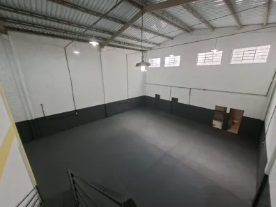 Galpão/Depósito/Armazém para alugar, 300m² no Jardim Leocádia, Sorocaba