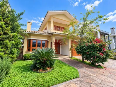 Casa de Condomínio com 4 Quartos para alugar, 253m² no Igara, Canoas