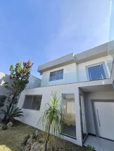 Casa com 4 Quartos à venda, 360m² no Industrial, Contagem