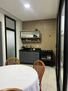 Casa de Condomínio com 3 Quartos à venda, 196m² no Aparecidinha, Sorocaba