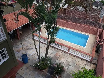 Casa com 6 Quartos à venda, 296m² no Vale do Ipê, Juiz de Fora