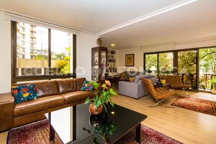 Apartamento com 5 Quartos à venda, 300m² no Santa Cecília, São Paulo