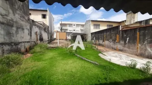 Lote/Terreno para alugar, 10m² no Fundinho, Uberlândia