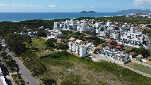 Lote/Terreno à venda, 881m² no Rio Tavares, Florianópolis