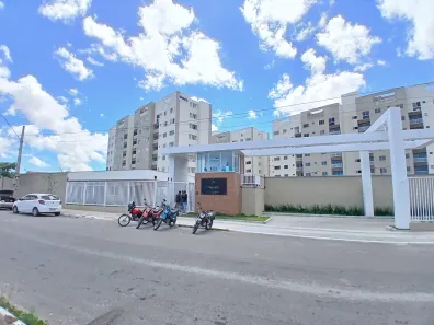 Apartamento com 2 Quartos para alugar, 50m² no Quintino Cunha, Fortaleza