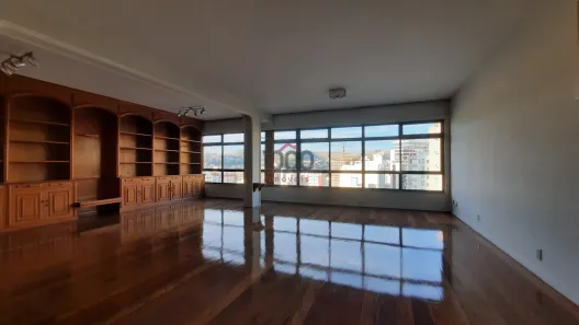 Apartamento com 4 Quartos para alugar, 224m² no Centro, Juiz de Fora