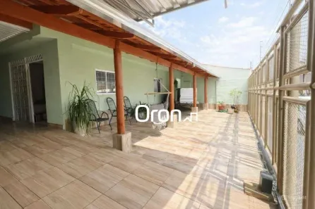 Casa com 3 Quartos à venda, 231m² no Parque das Laranjeiras, Goiânia