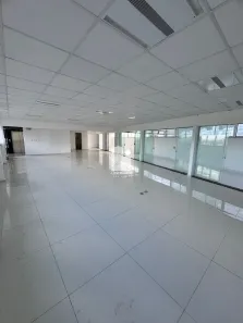 Sala Comercial para alugar, 300m² no Córrego Grande, Florianópolis