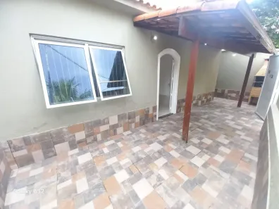 Casa com 2 Quartos para alugar, 60m² no Ogiva, Cabo Frio