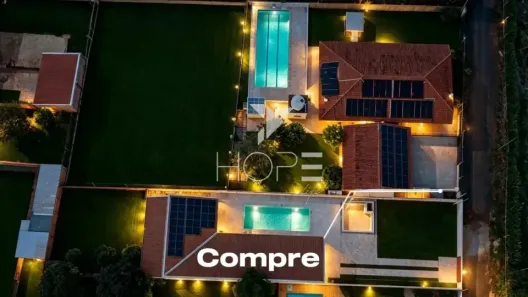 Fazenda/Sítio com 3 Quartos à venda, 200m² no Bairro Limoeiro, Londrina