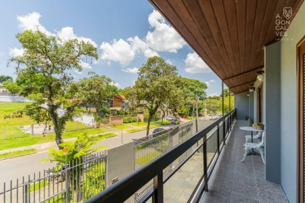 Casa com 3 Quartos à venda, 450m² no Jardim Social, Curitiba