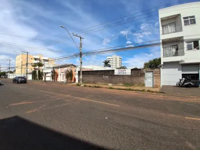 Lote/Terreno à venda, 360m² no Santa Mônica, Uberlândia