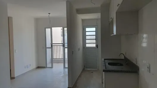 Apartamento com 2 Quartos para alugar, 57m² no Vila Iris, Guarulhos