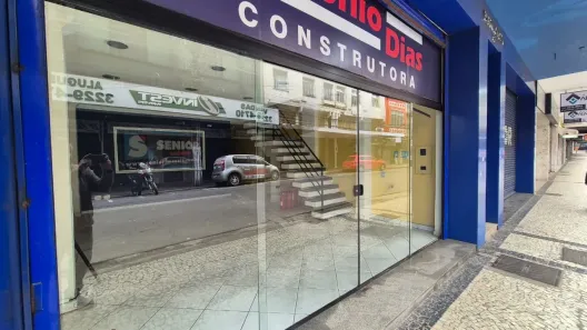 Ponto Comercial para alugar, 100m² no Centro, Juiz de Fora