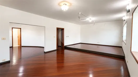 Imóvel Comercial com 4 Quartos à venda, 378m² no Vila Pires, Santo André