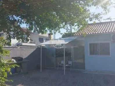 Casa com 4 Quartos à venda, 300m² no Carianos, Florianópolis