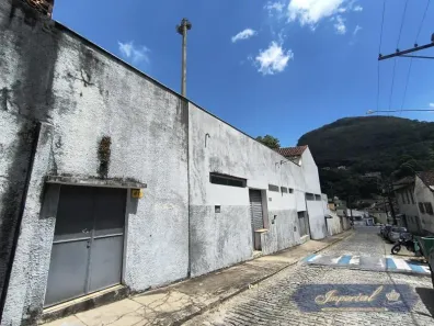 Galpão/Depósito/Armazém com 1 Quarto à venda, 672m² no Morin, Petrópolis