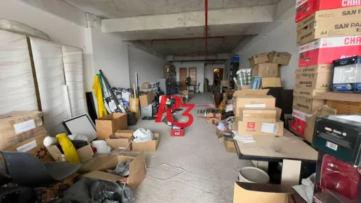 Sala Comercial à venda, 94m² no Centro, Santos