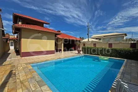 Casa com 3 Quartos à venda, 131m² no Parque Balneario Oasis, Peruíbe