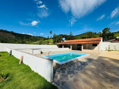 Fazenda/Sítio com 3 Quartos à venda, 1400m² no Rural, Toledo