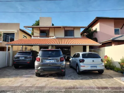 Sobrado com 4 Quartos à venda, 309m² no Centro, Lauro de Freitas