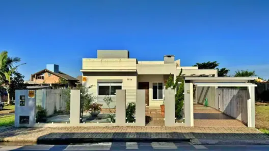Casa com 4 Quartos à venda, 150m² no Passo de Torres, Passo de Torres