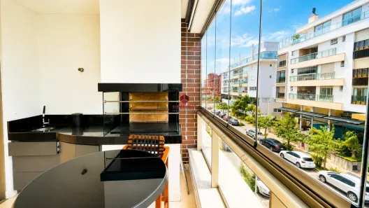 Apartamento com 3 Quartos à venda, 105m² no Jurerê, Florianópolis