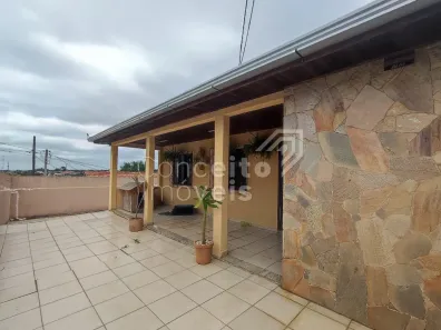 Casa com 3 Quartos à venda, 188m² no Uvaranas, Ponta Grossa