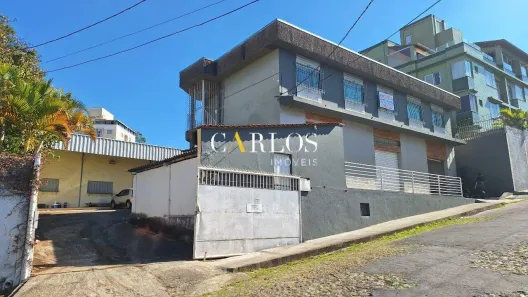 Galpão/Depósito/Armazém para alugar, 330m² no João Pinheiro, Belo Horizonte