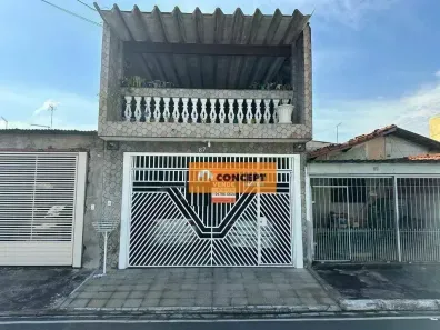 Sobrado com 3 Quartos à venda, 244m² no Vila Sol Nascente, Suzano