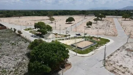 Lote/Terreno à venda, 10m² no Jardim Icaraí, Caucaia