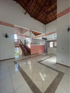 Casa de Condomínio com 4 Quartos à venda, 150m² no Portal dos Pássaros I, Boituva