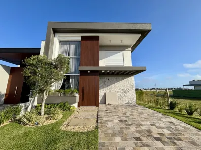 Casa de Condomínio com 4 Quartos à venda, 186m² no XANGRI-LÁ, Xangri-Lá