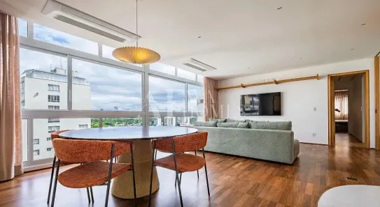 Apartamento com 3 Quartos para alugar, 140m² no Cerqueira César, São Paulo