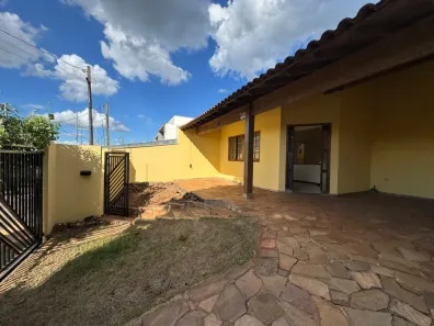 Casa com 2 Quartos à venda, 125m² no Residencial José B Almeida, Londrina