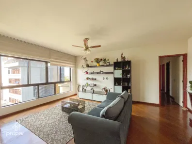 Apartamento com 3 Quartos para alugar, 143m² no Centro, Pelotas