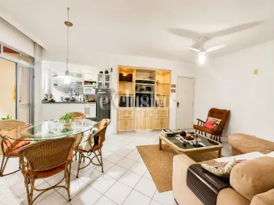 Apartamento com 2 Quartos à venda, 75m² no Coqueiros, Florianópolis