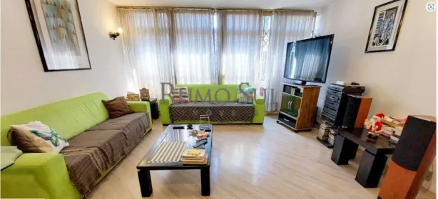 Casa com 3 Quartos para alugar, 320m² no Vila Alexandria, São Paulo
