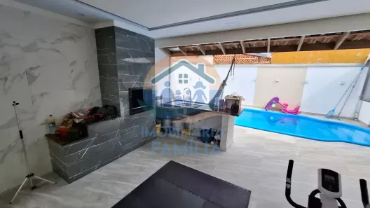 Casa com 3 Quartos à venda, 220m² no Loteamento Sato, Caraguatatuba