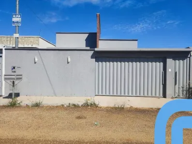 Casa com 3 Quartos para alugar, 90m² no , Pontalina