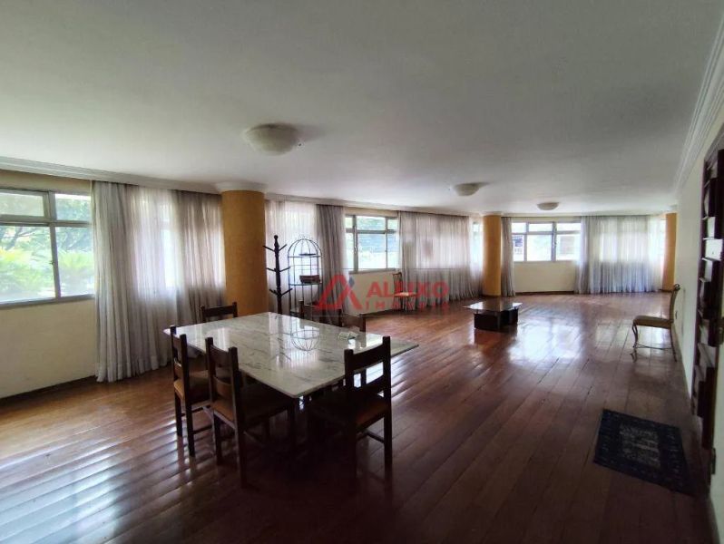 Apartamento com 5 quartos — Lourdes, Belo Horizonte