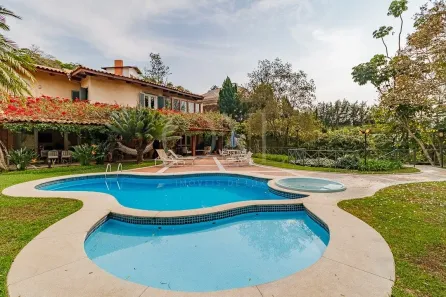 Casa de Condomínio com 4 Quartos à venda, 789m² no Tamboré, Barueri
