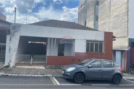 Casa com 3 Quartos à venda, 149m² no Centro, Araxá