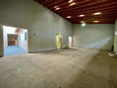 Casa com 4 Quartos à venda, 210m² no Belvedere Bandeirante, Franca